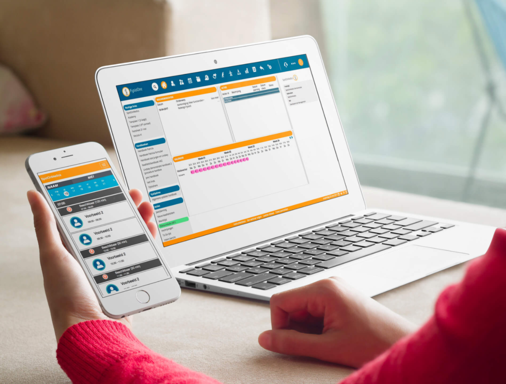 SpotOnMedics applicatie op computer en telefoon